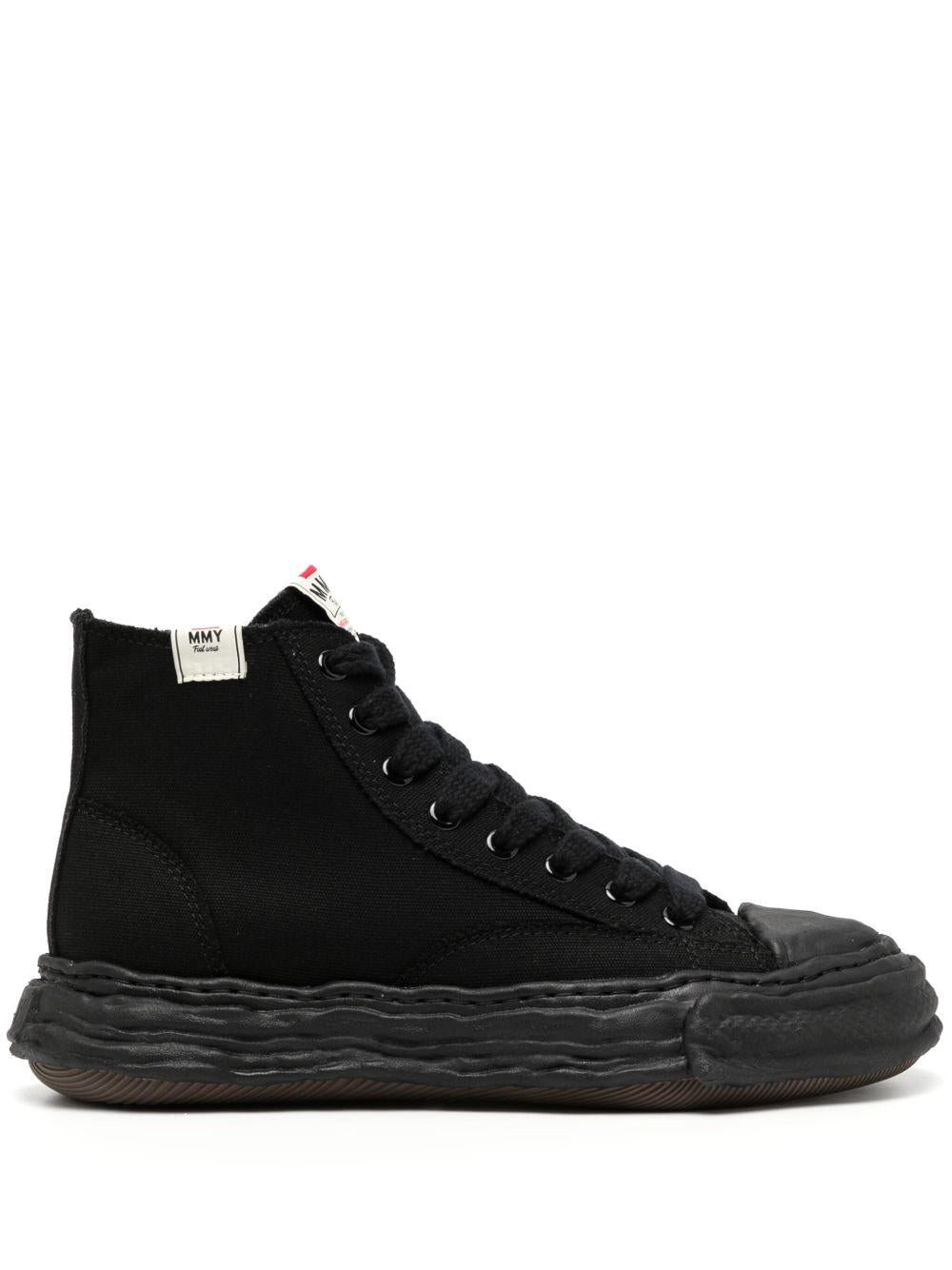 Product image of Peterson 23 Low Top Sneaker