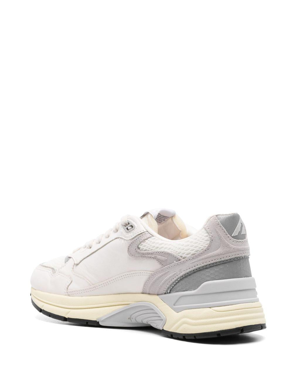 Product photo 3 for product Hyperway Low Sneaker