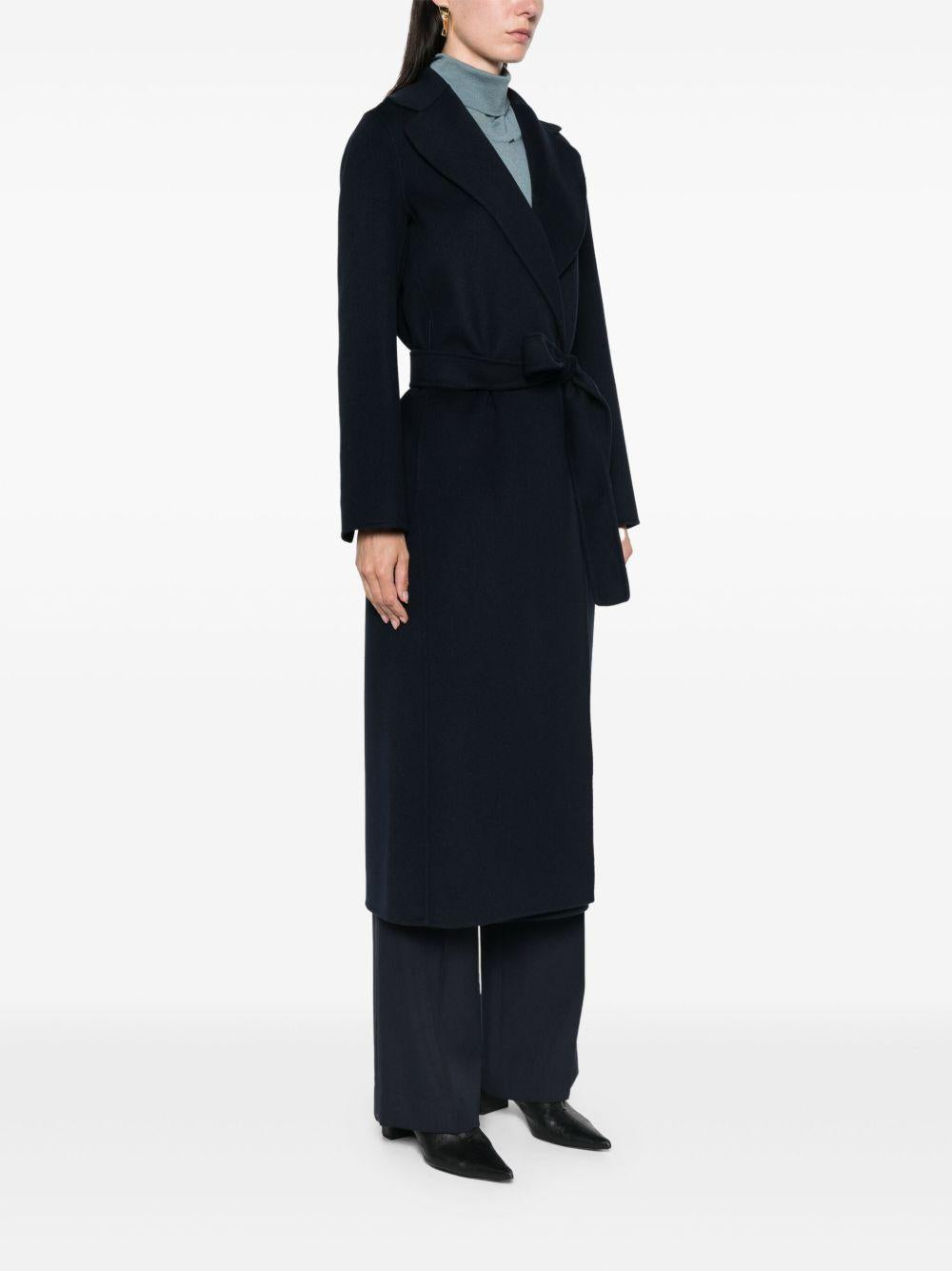 Product photo 3 for product Poldo Coat