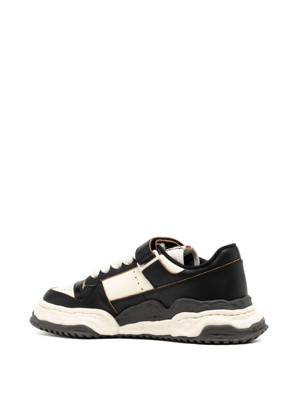 Product photo 3 for product Keith Low Top Sneakers