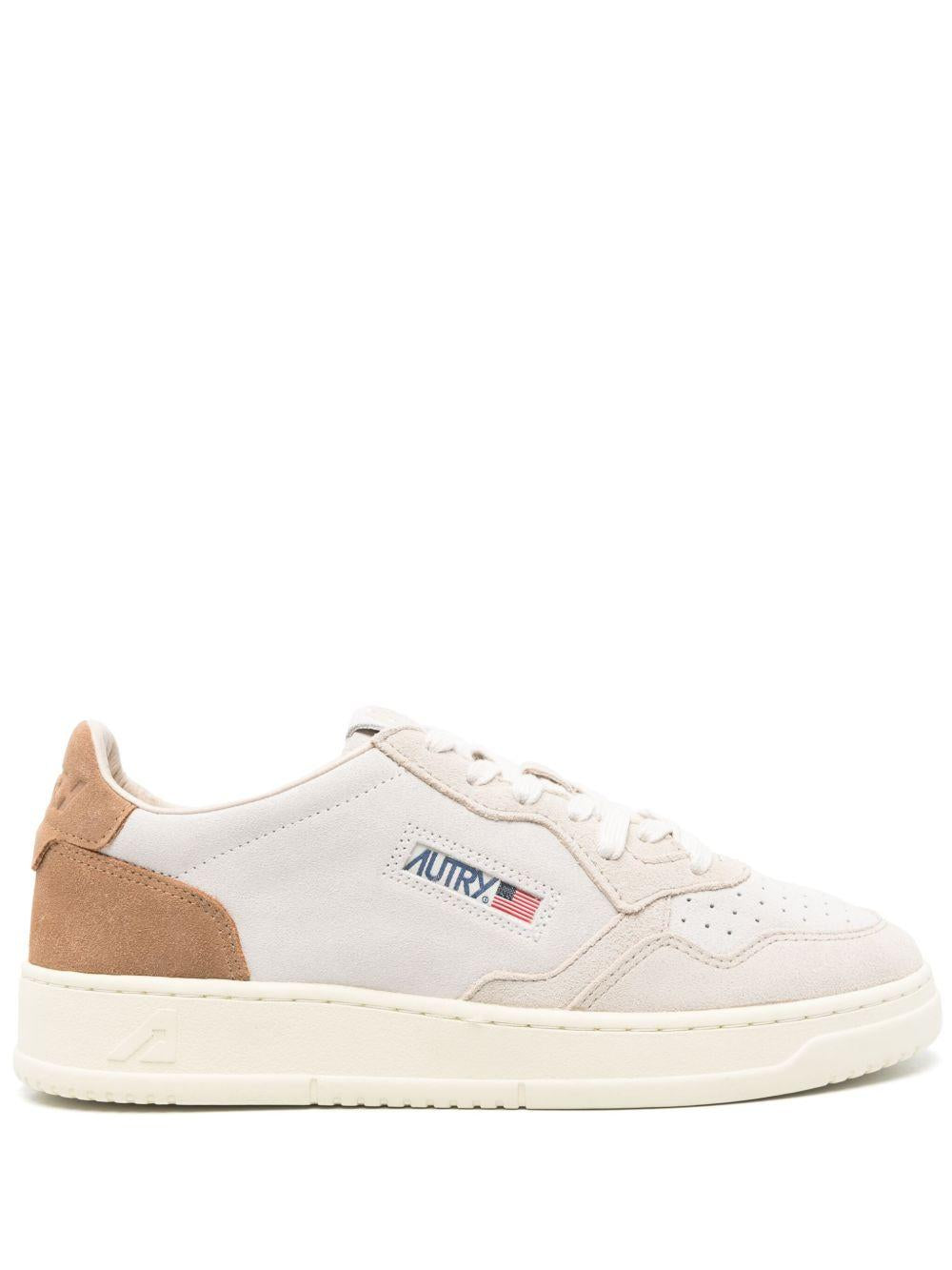 Product image of Medalist Low Sneaker