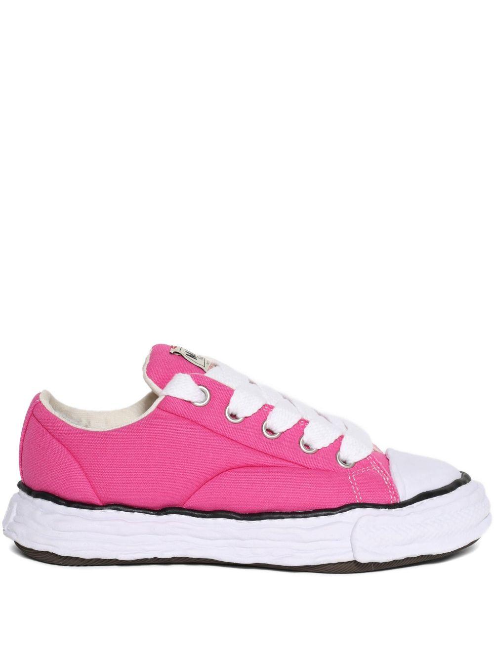 Product image of Peter 23 Low Top Sneakers