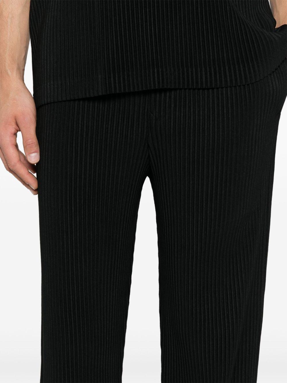 Product photo 3 for product Basic Pleated Straight Trouser
