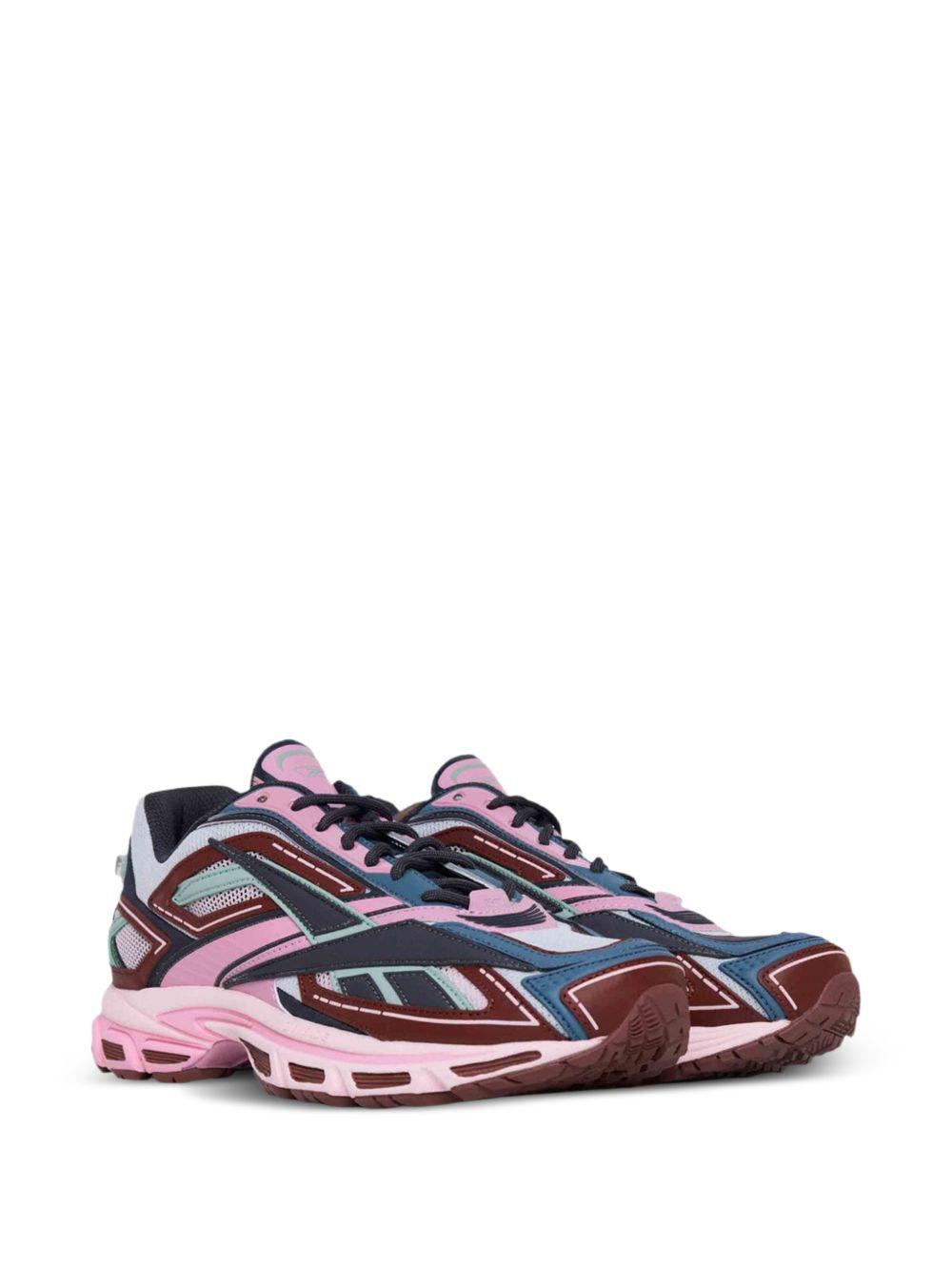 Product photo 3 for product Premier Road Ultra Sneakers
