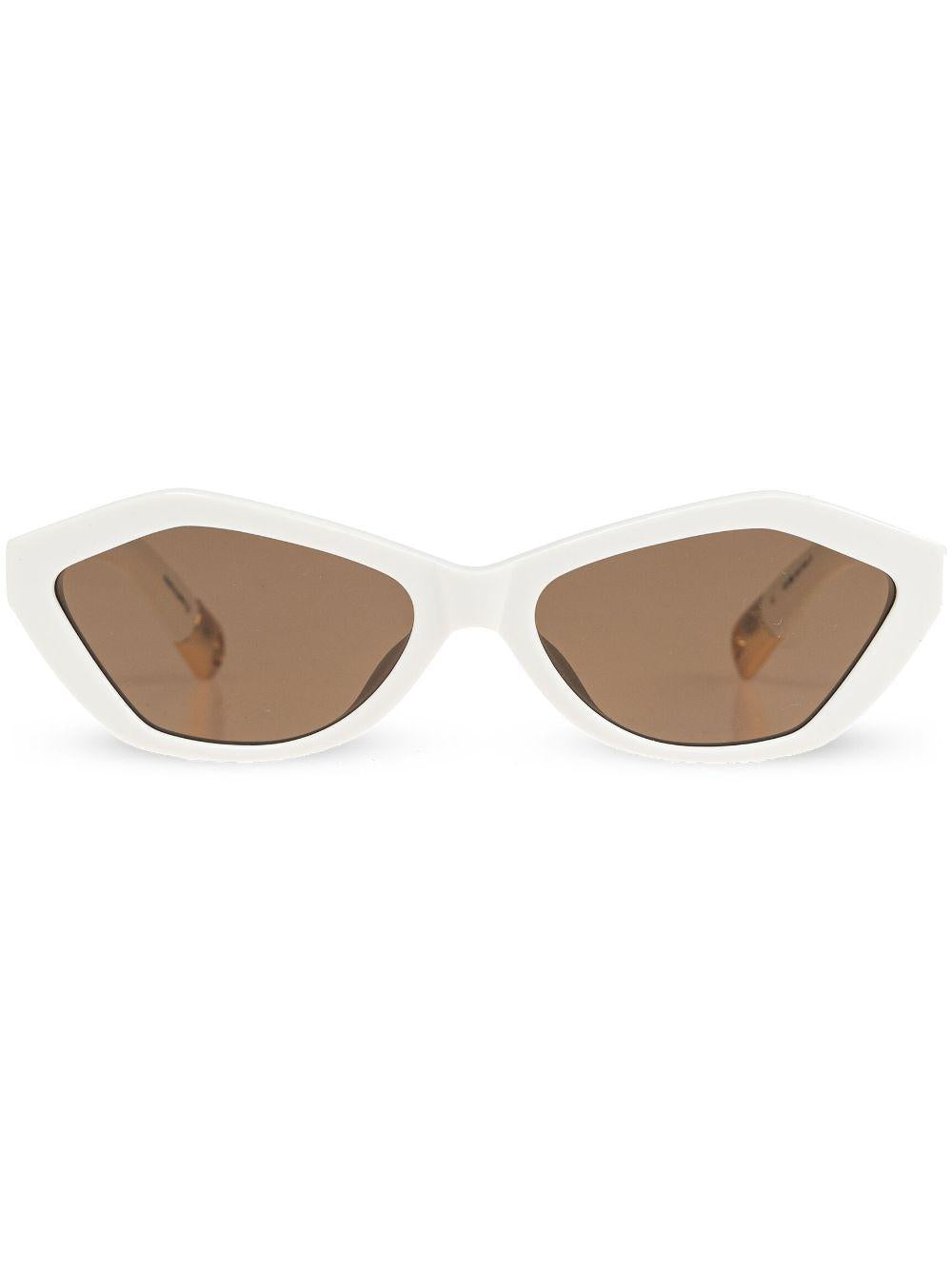 Product photo 1 for product JAC42C3SUN-WHITE