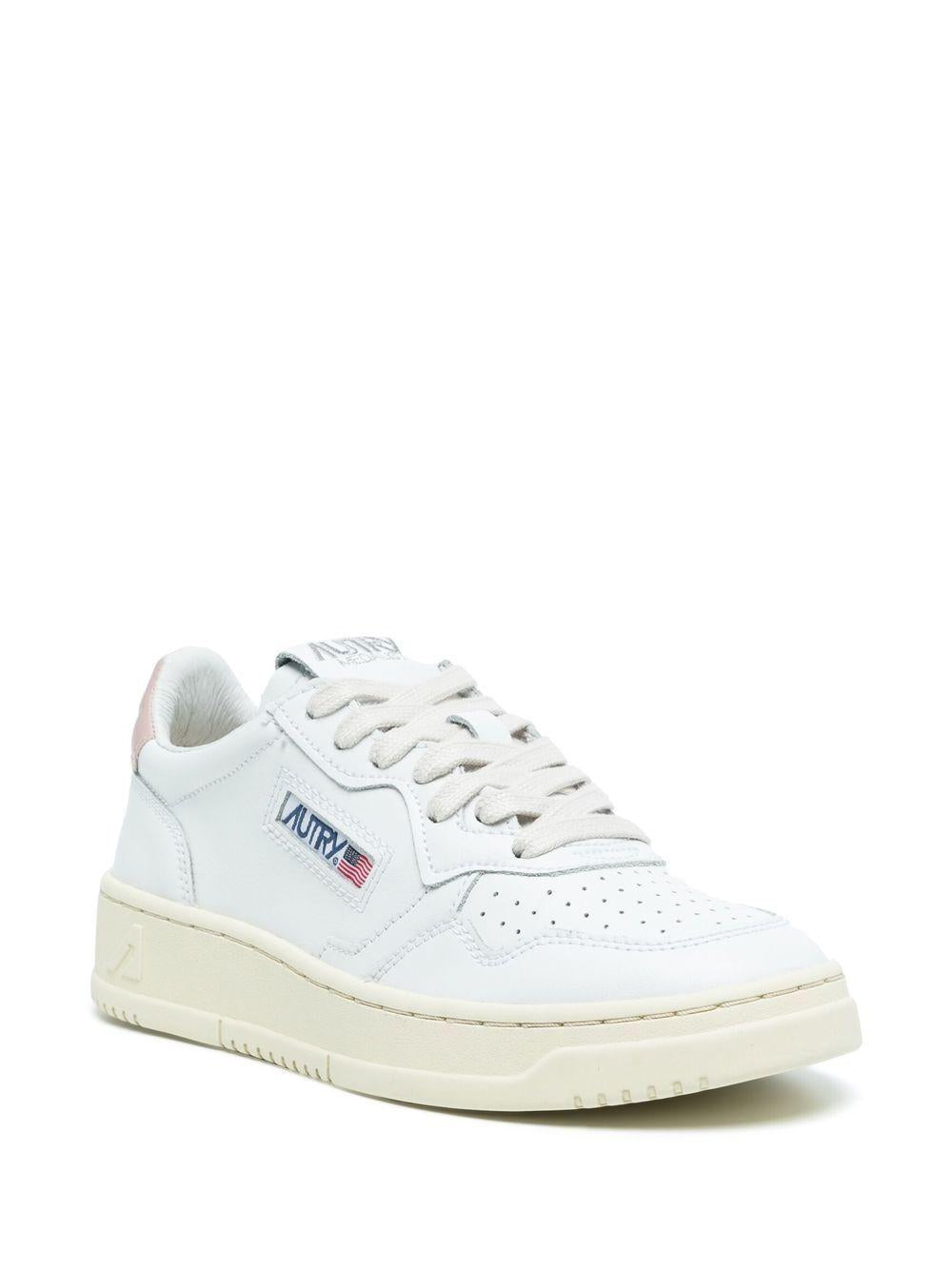 Product image of Medalist Low Sneaker