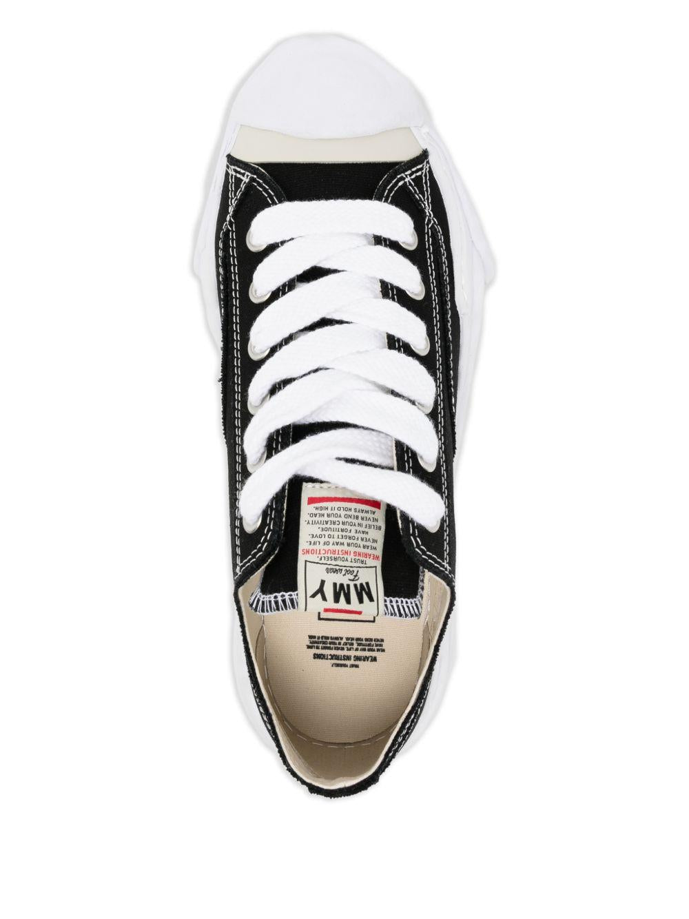 Product photo 8 for product Hank Low Top Sneaker