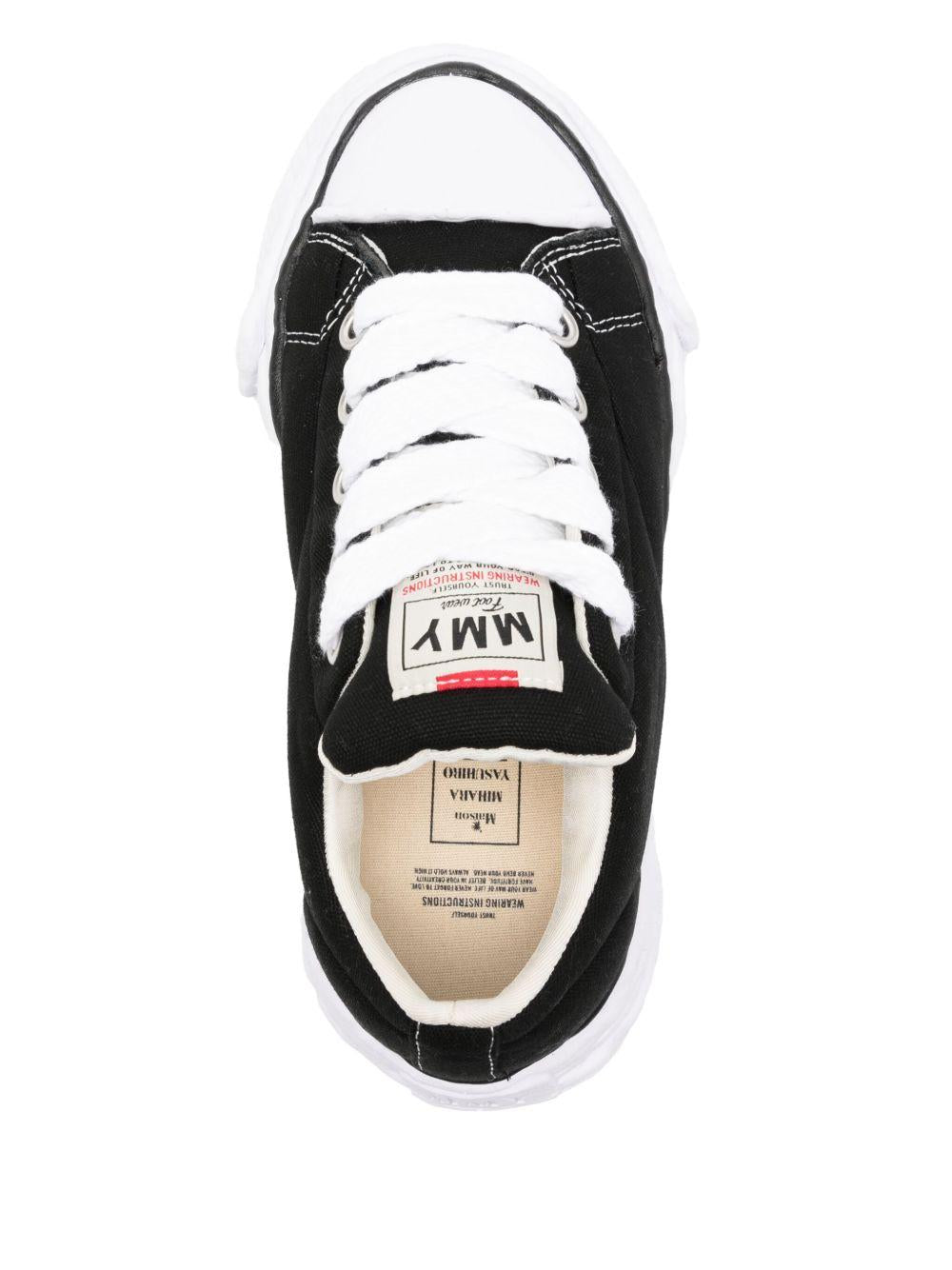 Product image of Peter 23 Low Top Sneakers