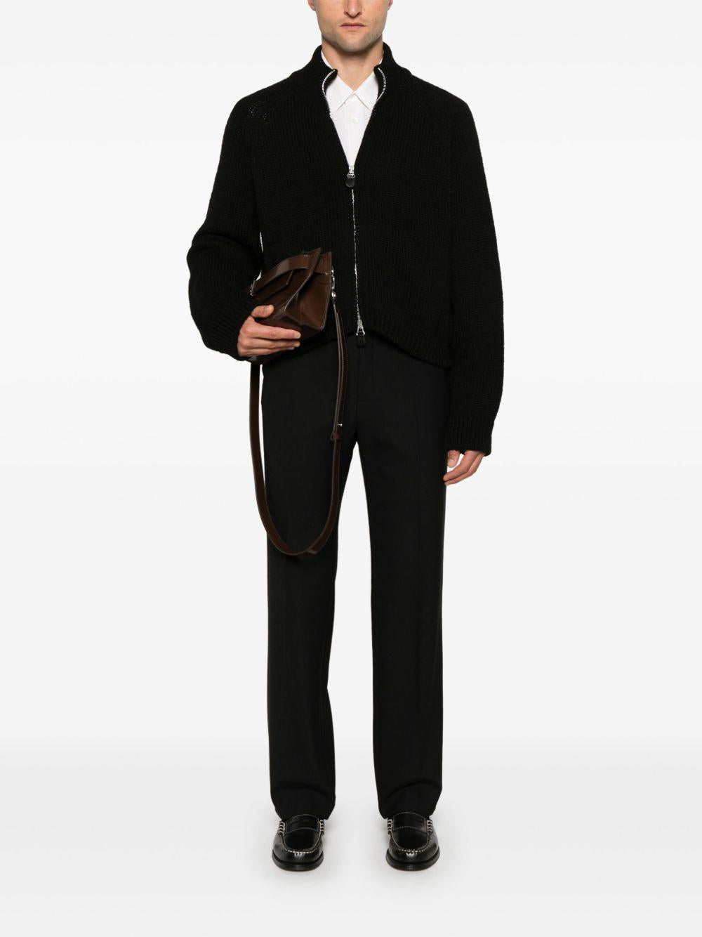 Product image of M4243UJ-BLACK
