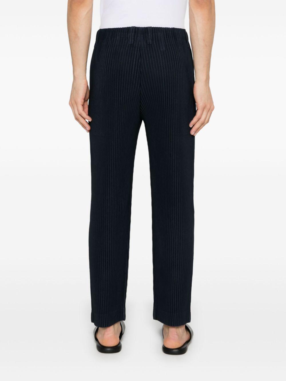 Product photo 4 for product Basic Pleated Straight Trouser