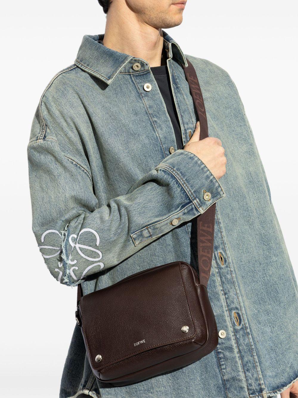 Product photo 7 for product Pebble Messenger XS Bag