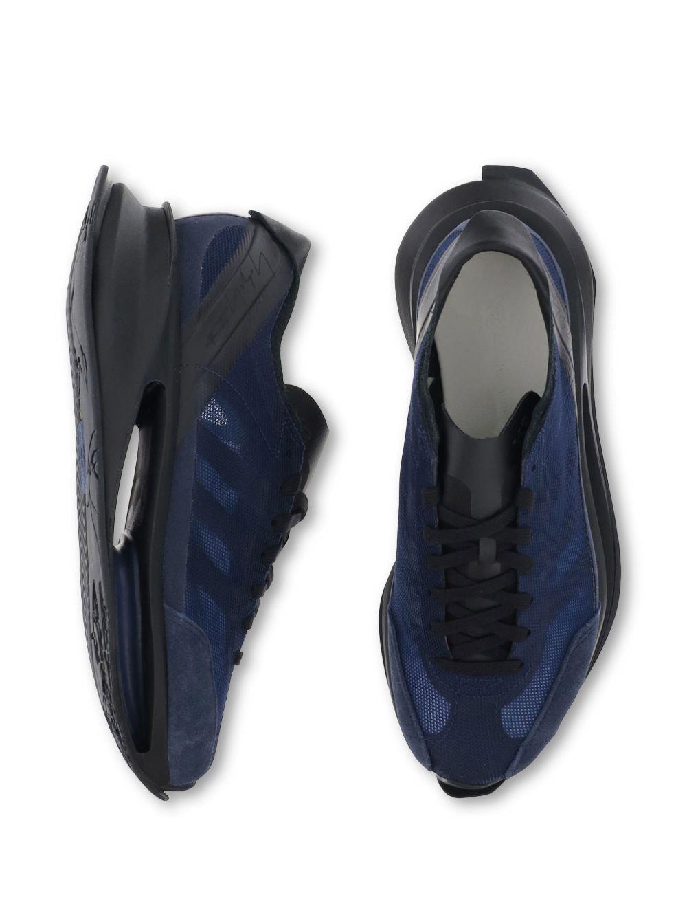 Product photo 3 for product S-Gendo Run