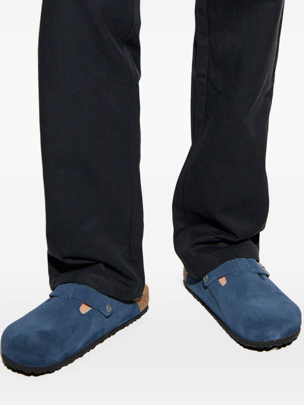 Product photo 2 for product Boston Suede R