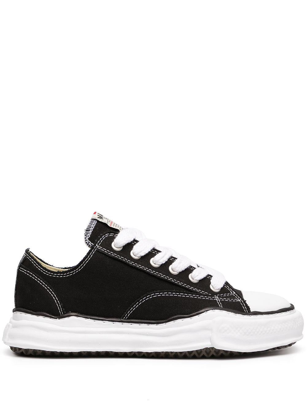 Product photo 2 for product Peterson Low Top Sneakers