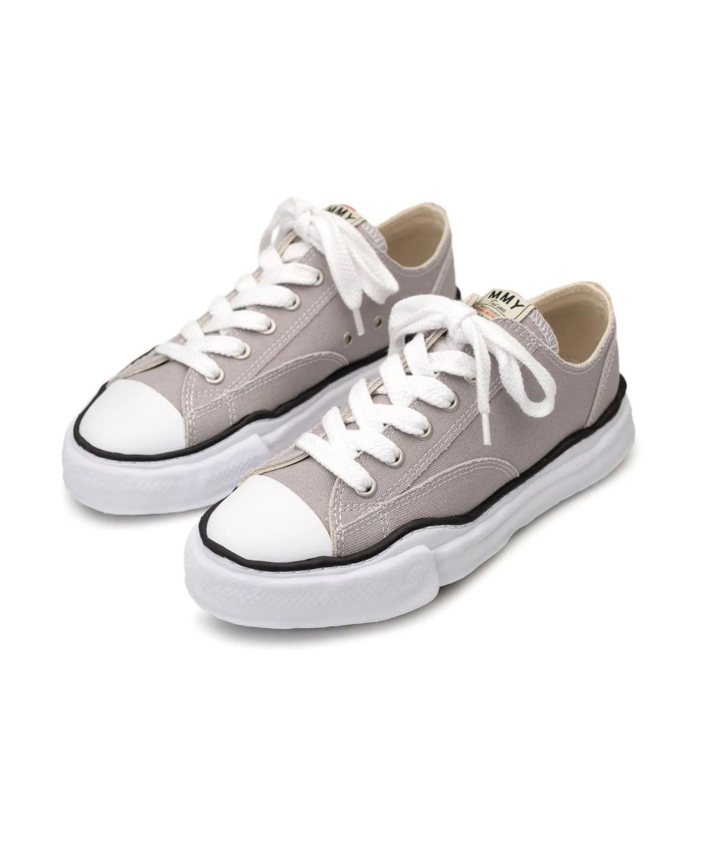 Product image of Peterson Low Top Sneakers