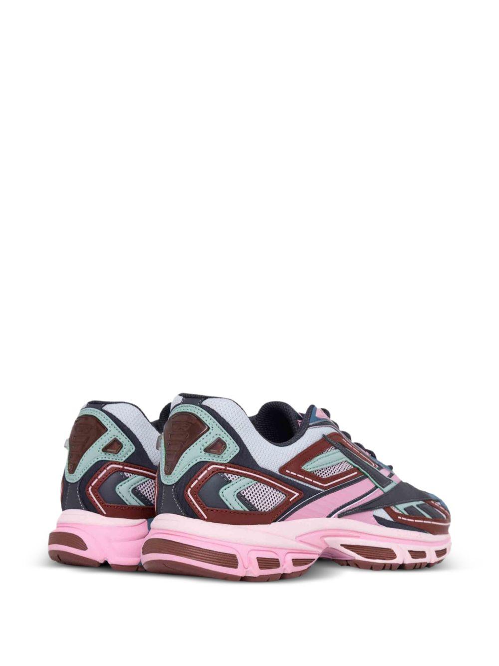 Product photo 4 for product Premier Road Ultra Sneakers
