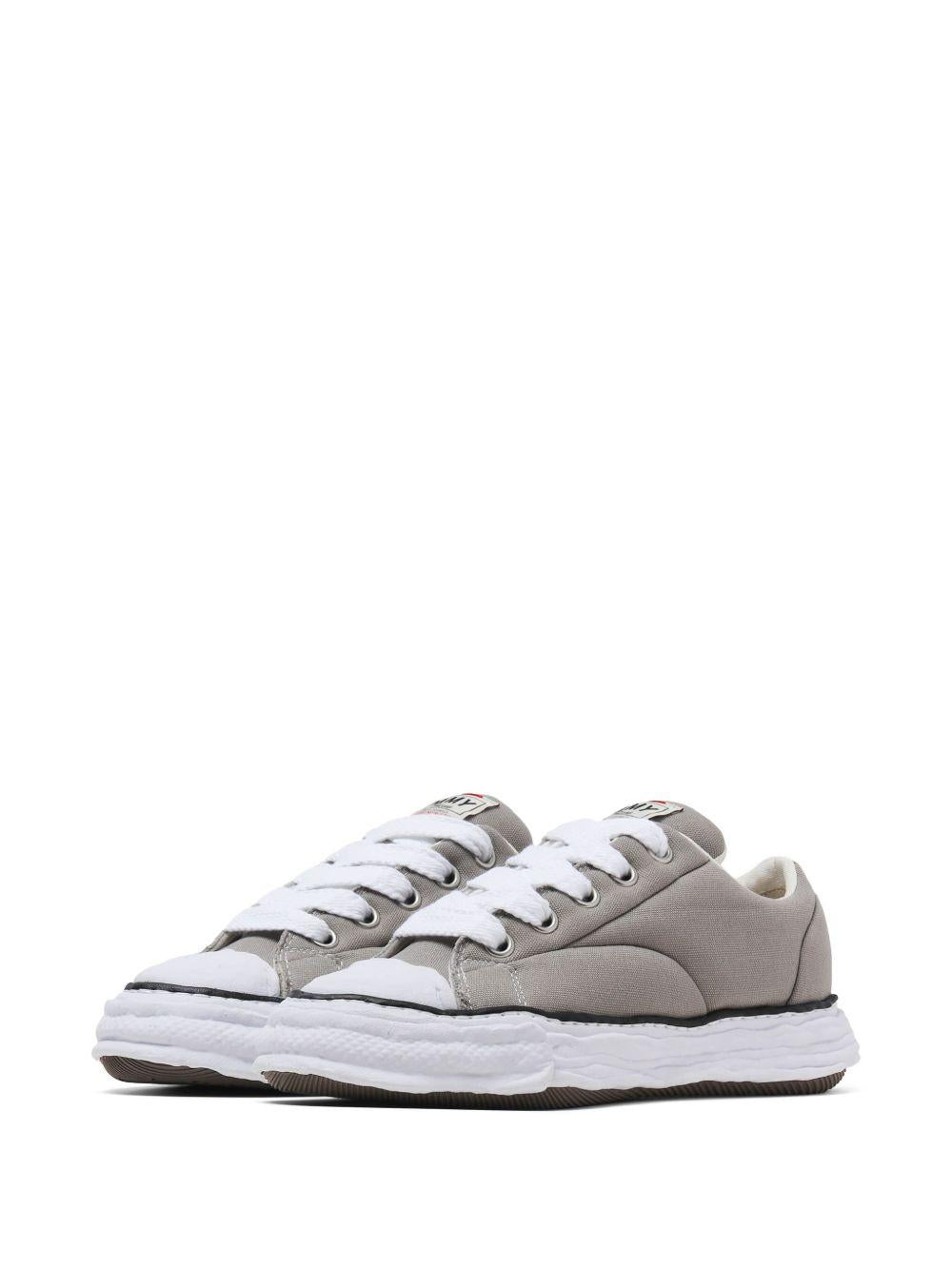 Product image of Peter 23 Low Top Sneakers