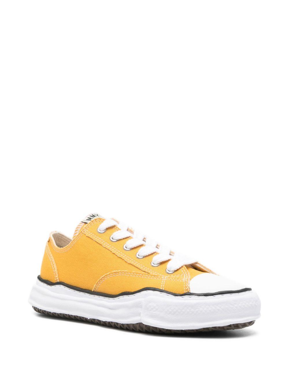 Product image of Peteson Low Top Sneaker