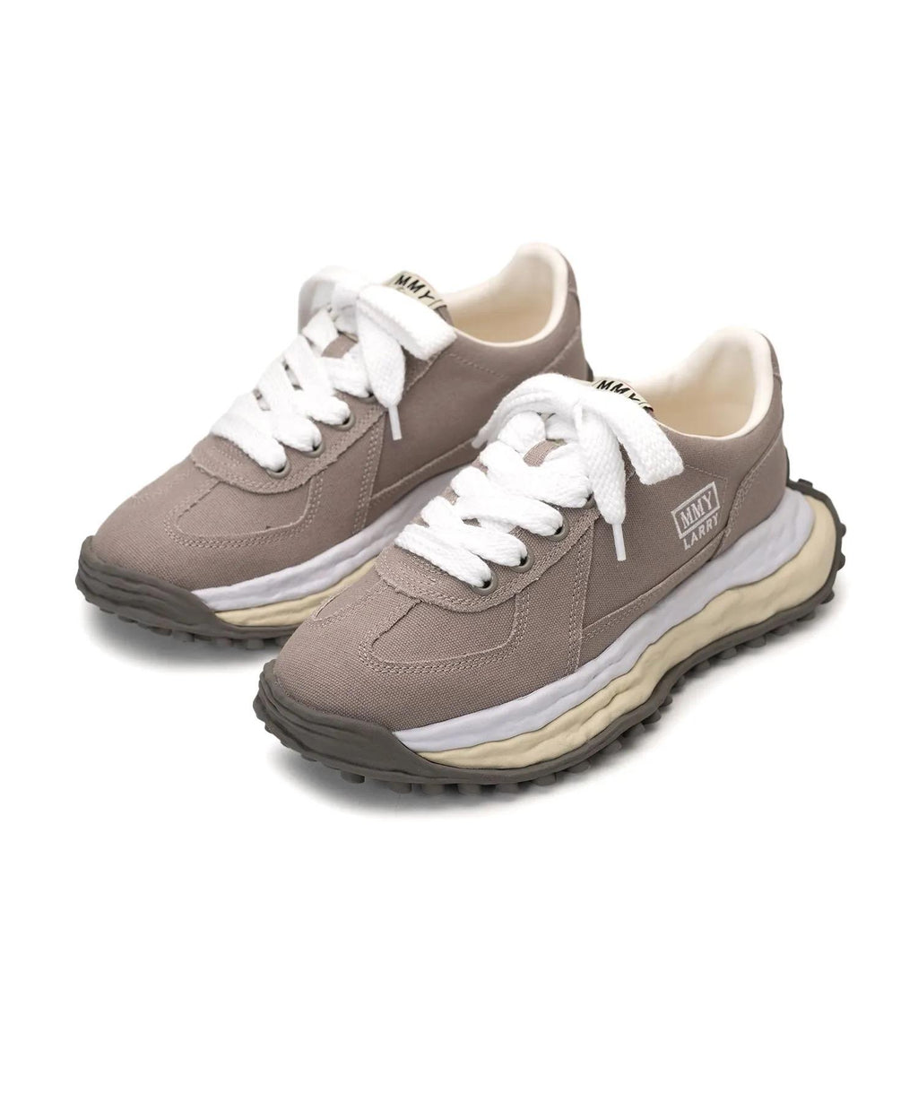 Product photo 3 for product Larry Sneakers