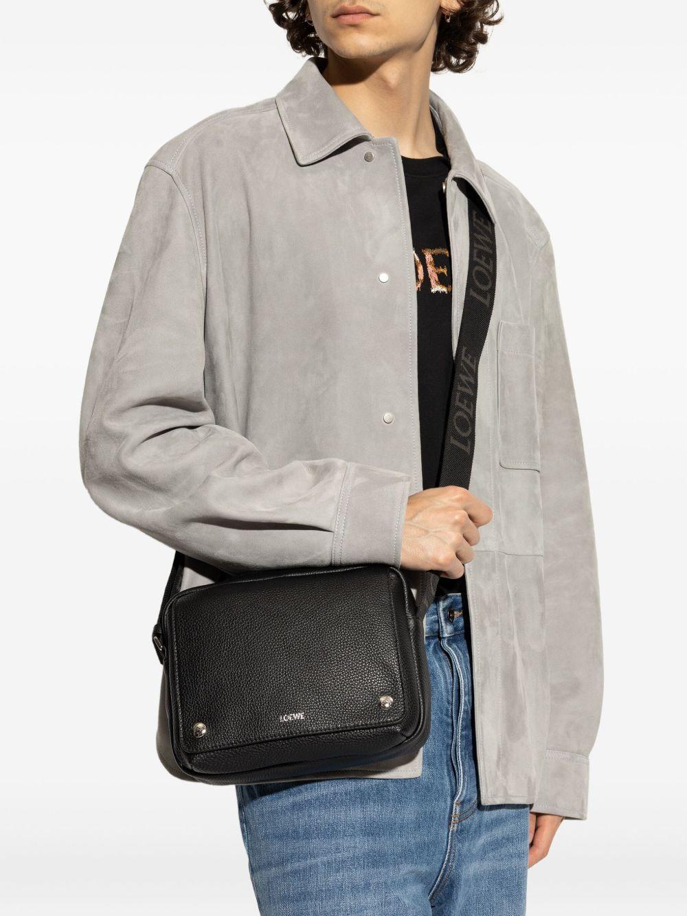 Product photo 2 for product Pebble Messenger Medium Bag