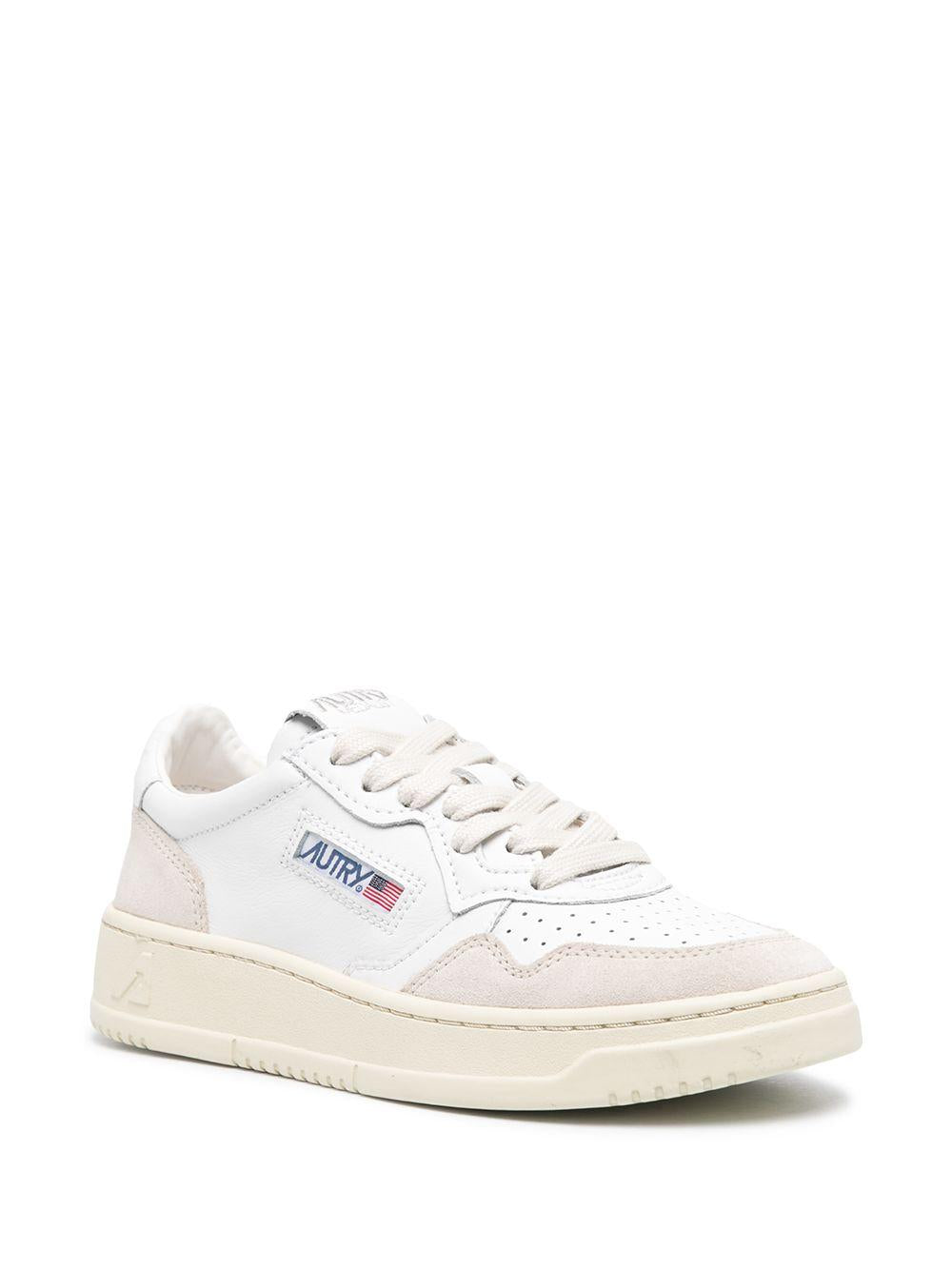 Product photo 2 for product Medalist Low Sneaker
