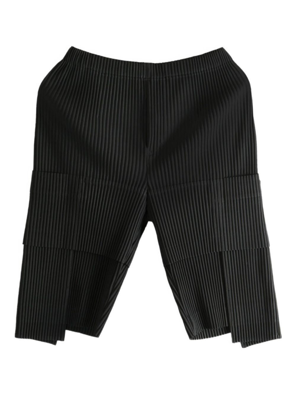 Product photo 2 for product Pleated Cargo Shorts