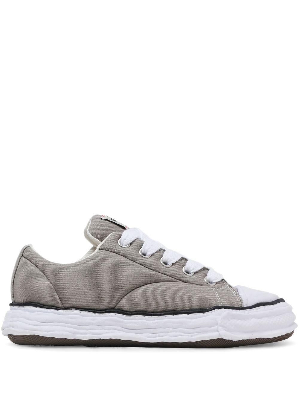 Product image of Peter 23 Low Top Sneakers
