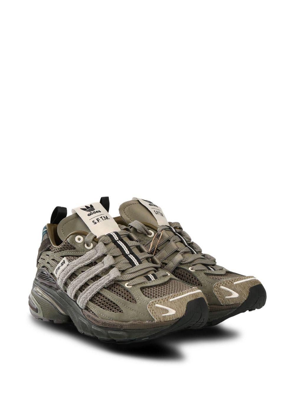 Product photo 2 for product Adistar Cushion Sneakers