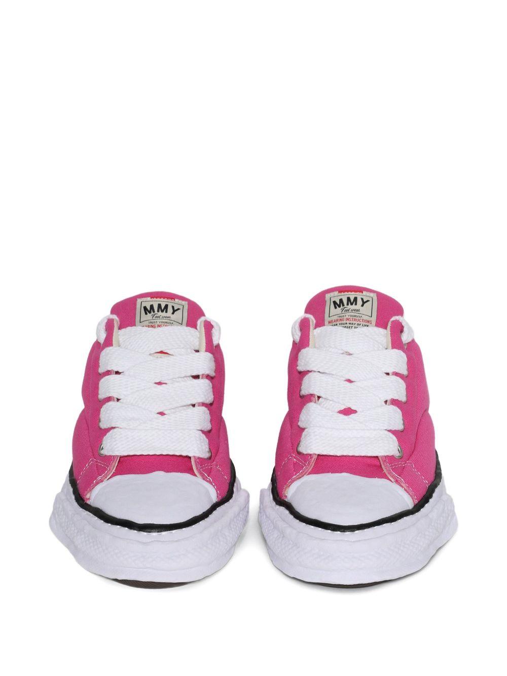 Product image of Peter 23 Low Top Sneakers