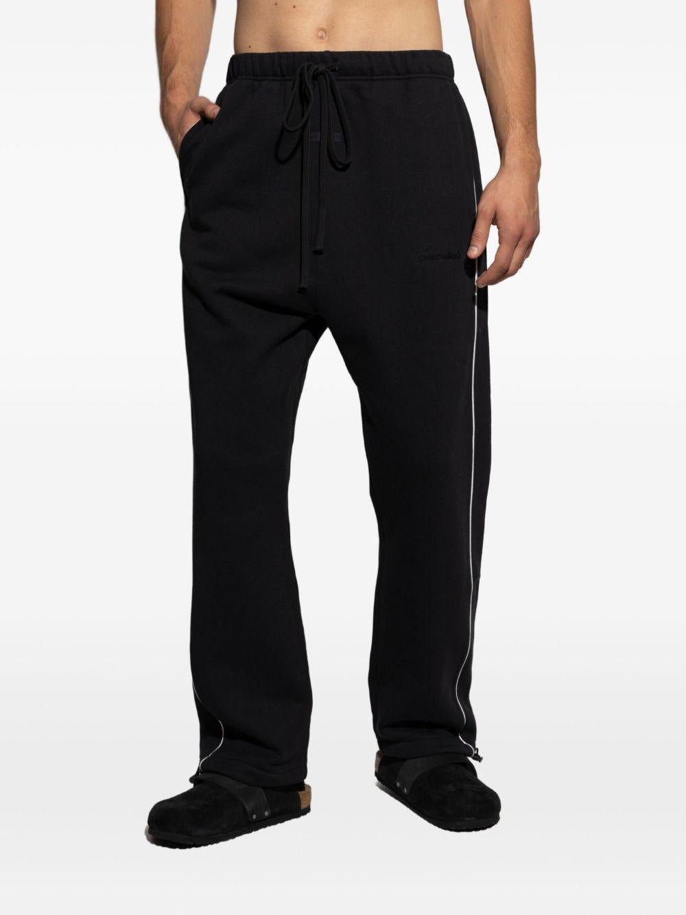 Product photo 2 for product Relaxed Fleece Sweatpant With Piping