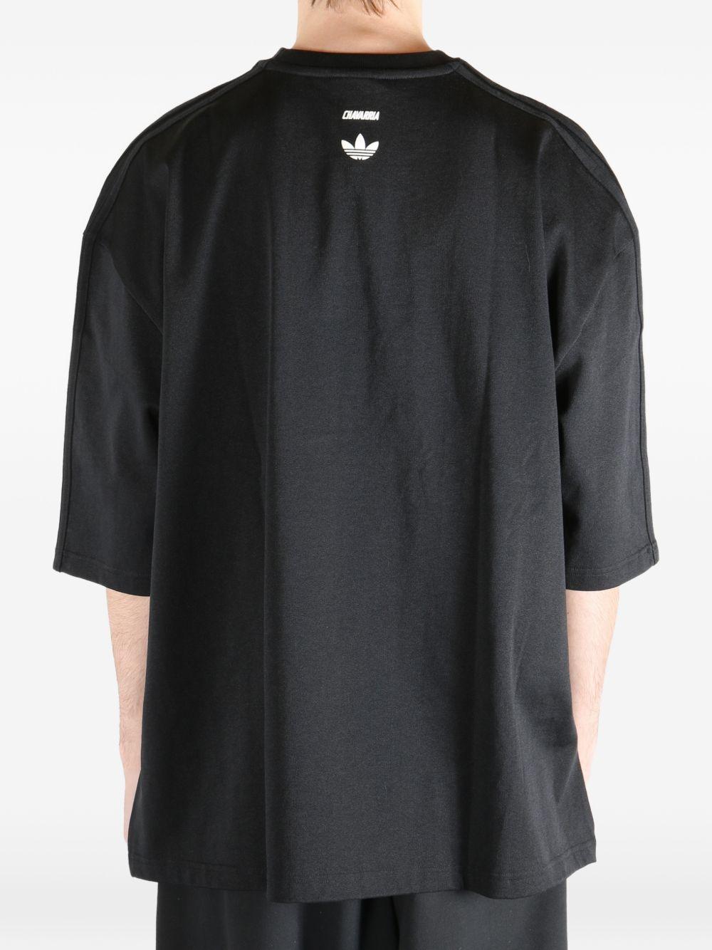 Product photo 3 for product Signature T-Shirt