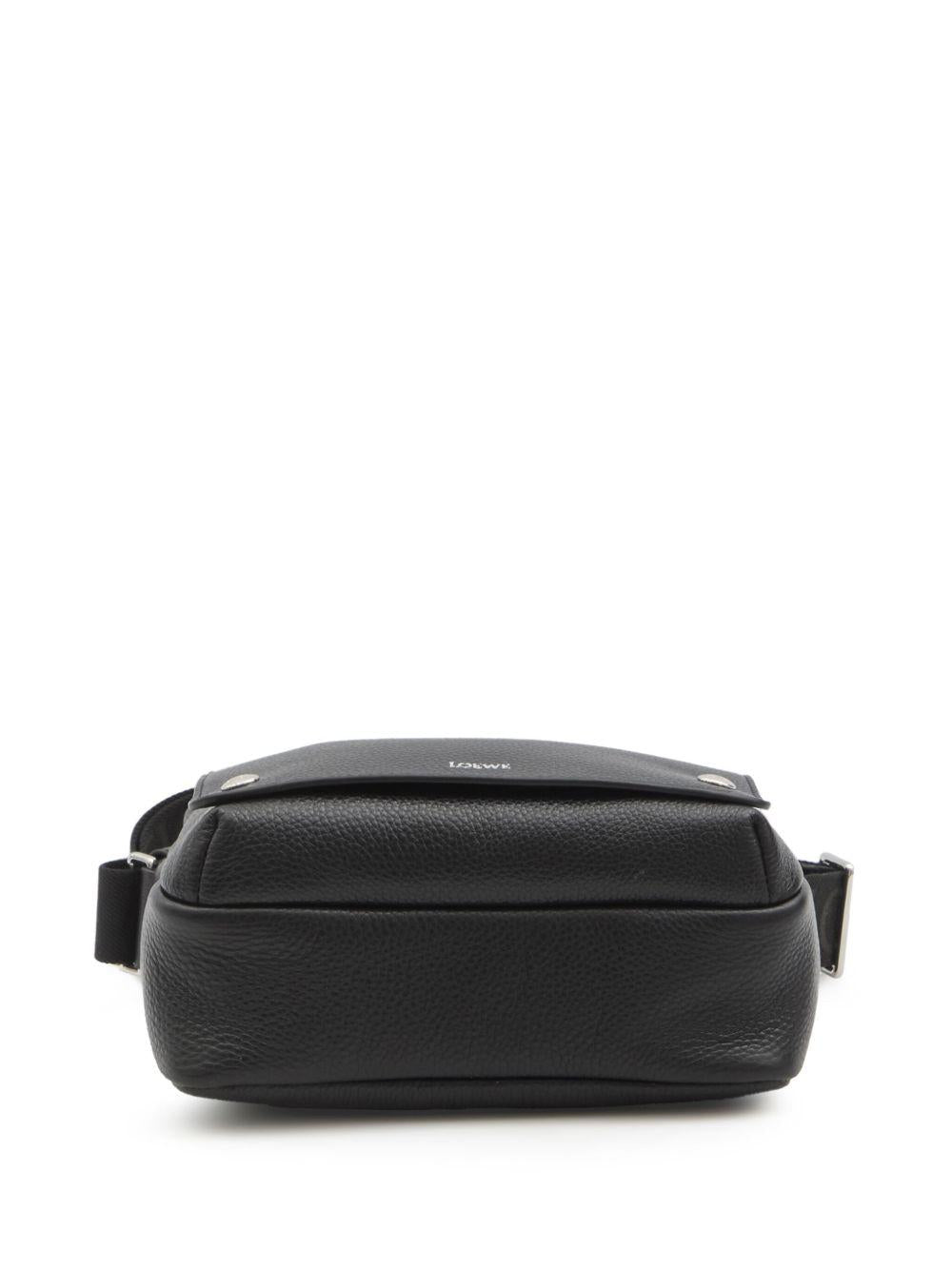 Product image of Pebble Messenger XS Bag