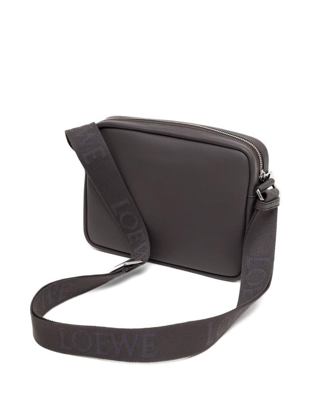 Product image of Pebble Messenger XS Bag
