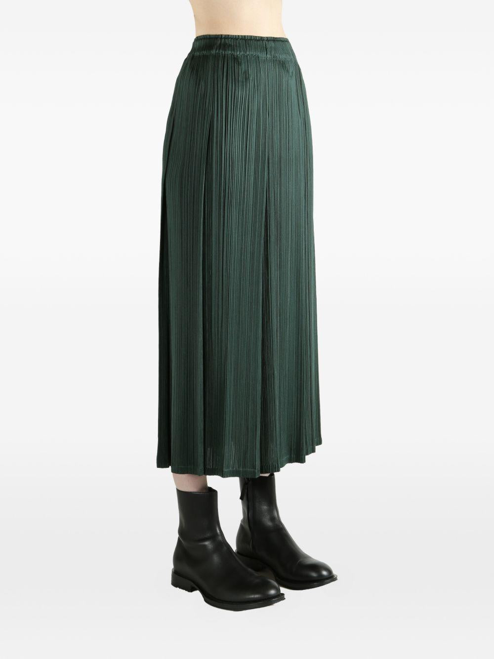 Product photo 3 for product December Color Skirt