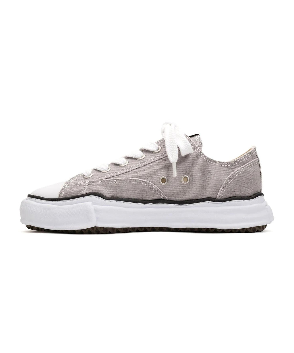 Product image of Peterson Low Top Sneakers