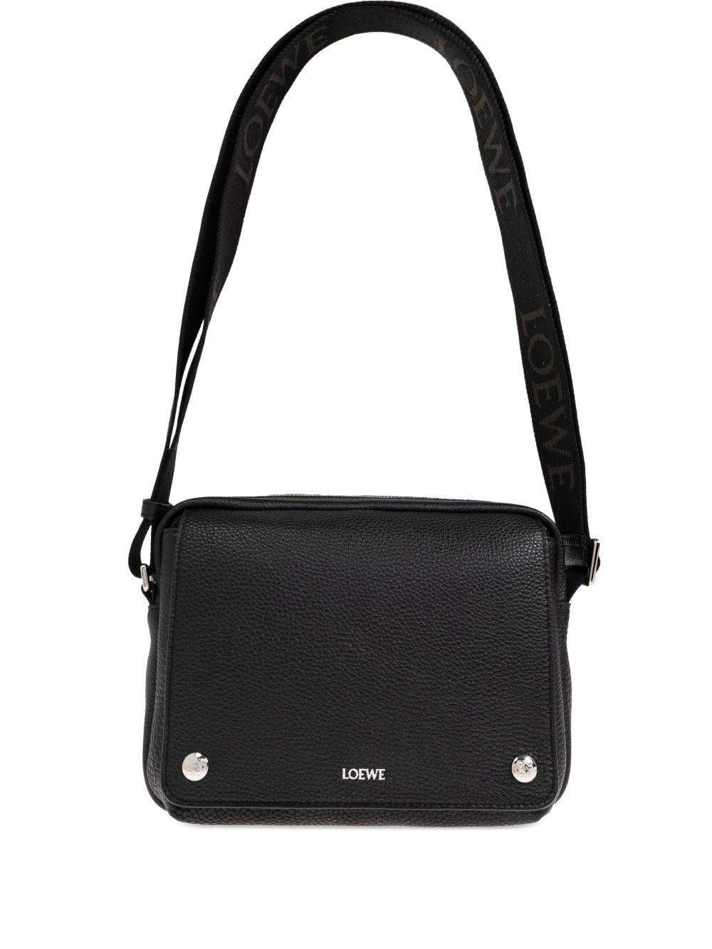 Product image of Pebble Messenger Medium Bag